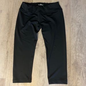 Charles River Apparel Sport Women’s Fitness Capris